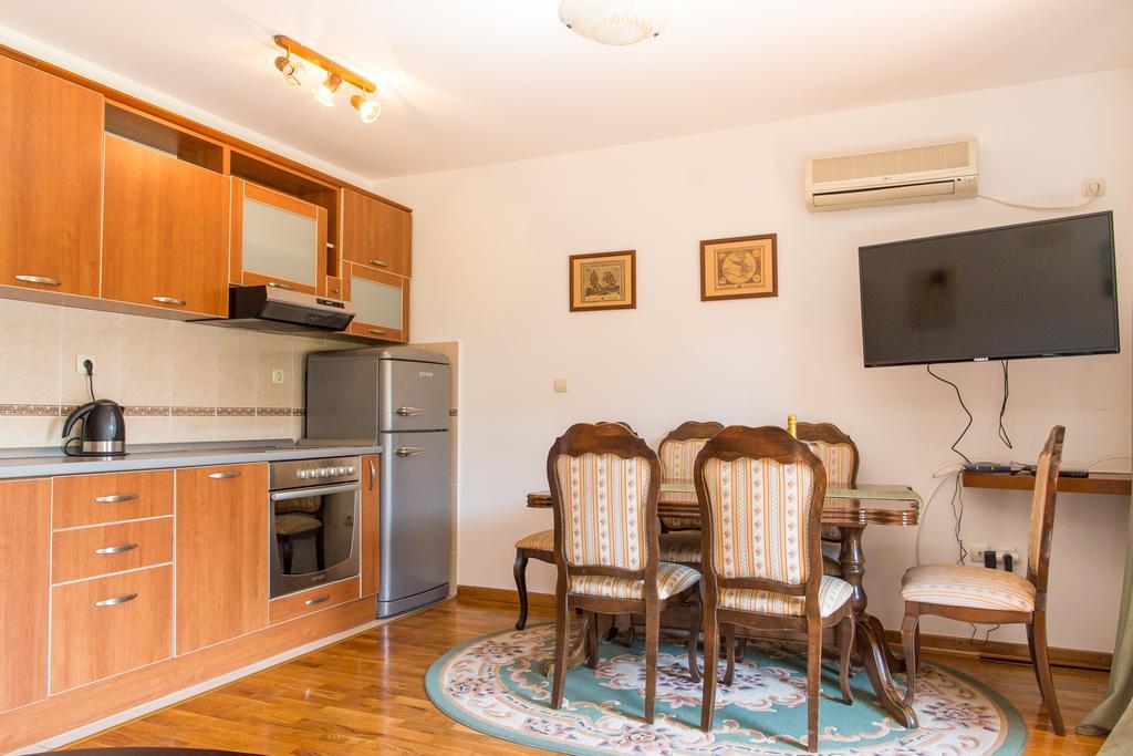 Nlb Apartment Budva